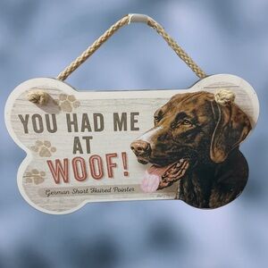 Dog Bone-Shaped Hanging Sign - German Shorthaired Pointer